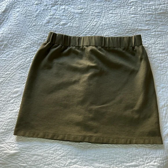 Shinestar Mini Skirt Hunter Green Size: Medium - Picture 5 of 6